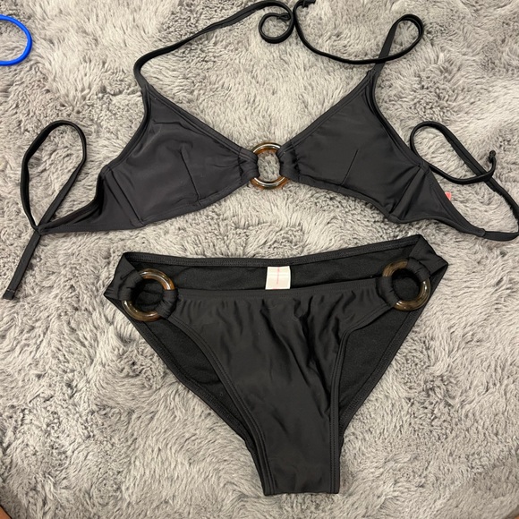 Bikini Bundle - Picture 5 of 6